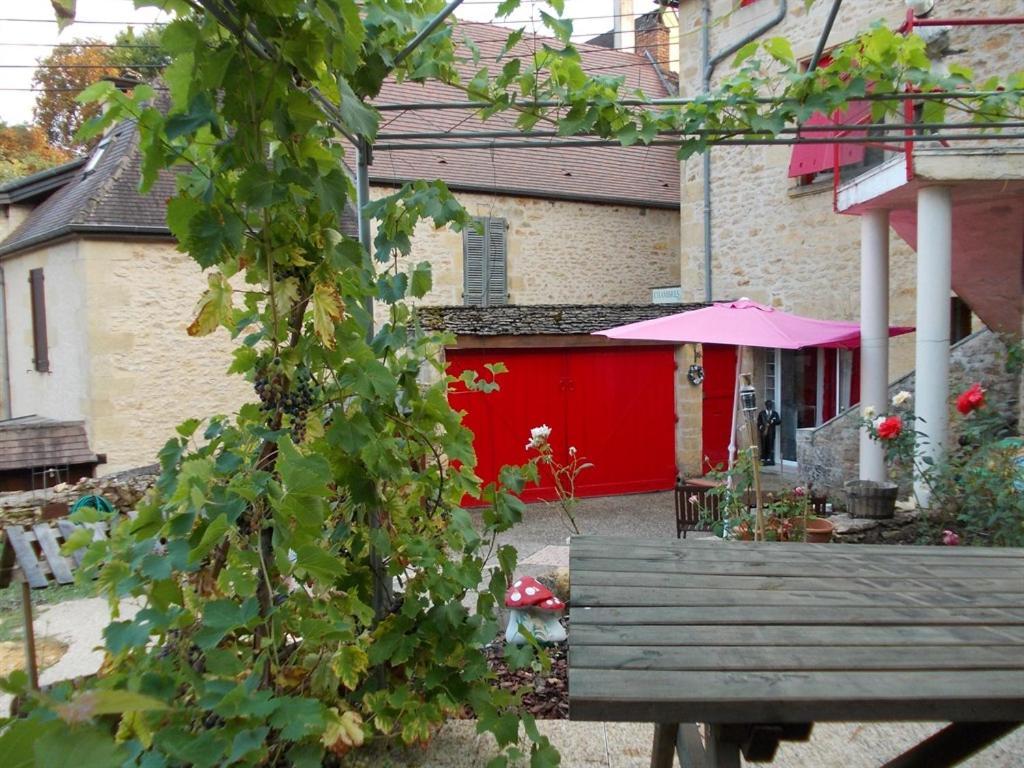 Au Soleil Levant Homestay Sarlat-la-Canéda Eksteriør bilde